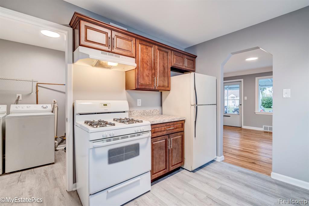 6151 HELEN Street, Garden City, MI — Photo 30