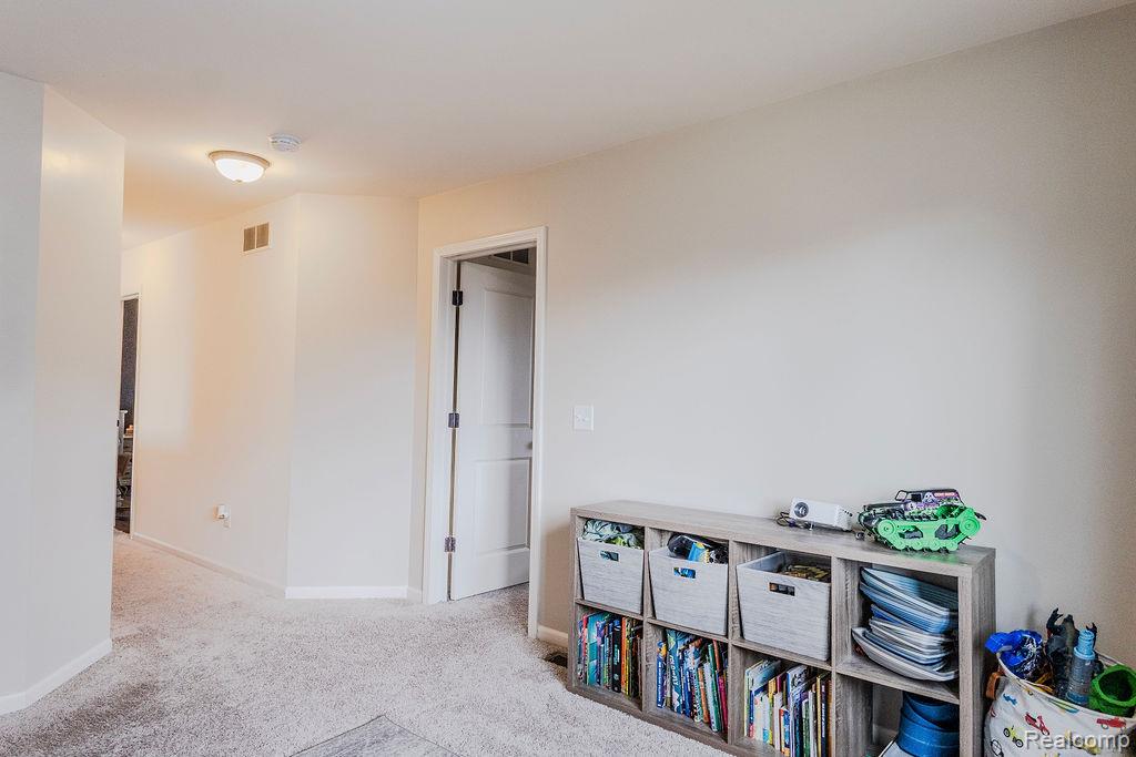 9010 Birch Pointe Drive, Newport, MI 48166 — Photo 37