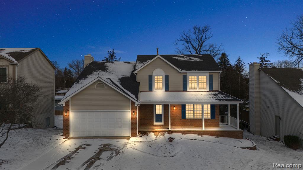 708 Oak View Ln, Milford, MI 48381 — front exterior