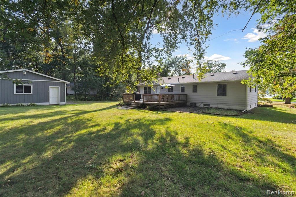 550 ROSELANE Drive, Howell, MI 48843 — Photo 32
