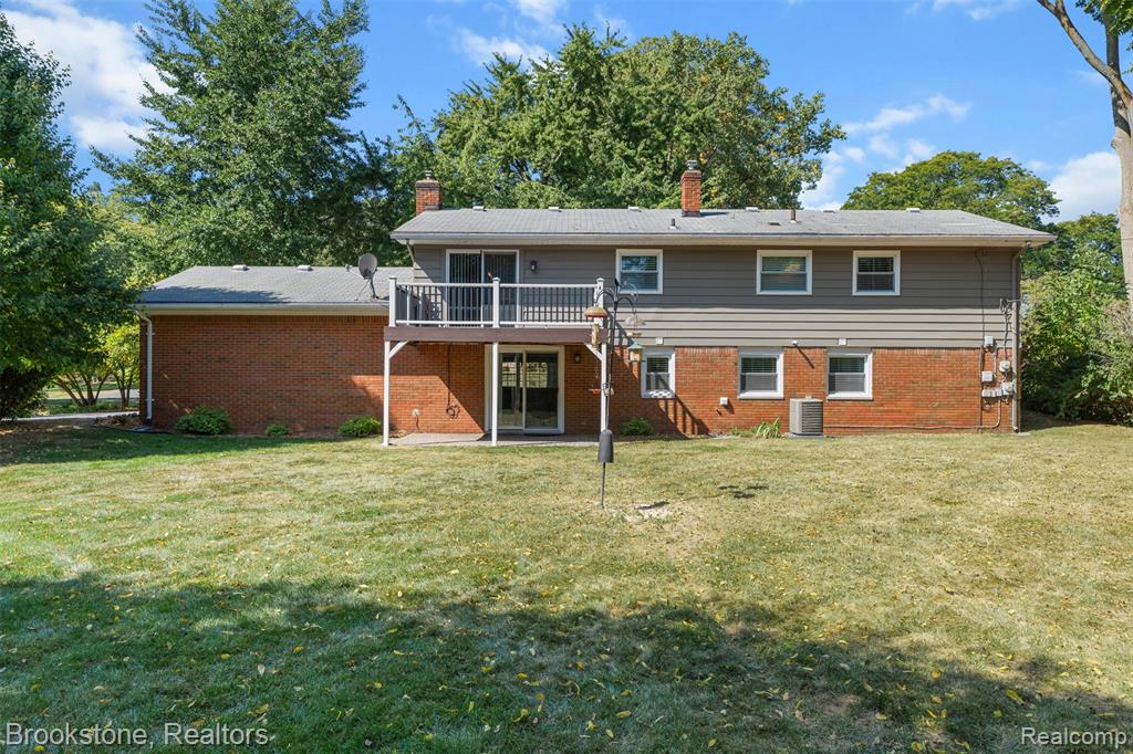 87 E Maryknoll Road, Rochester Hills, MI 48309 — Photo 24
