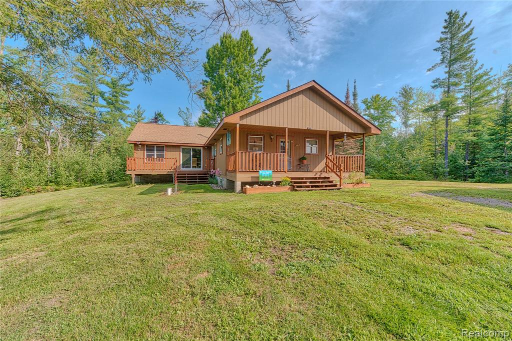 376 N Abbe Road