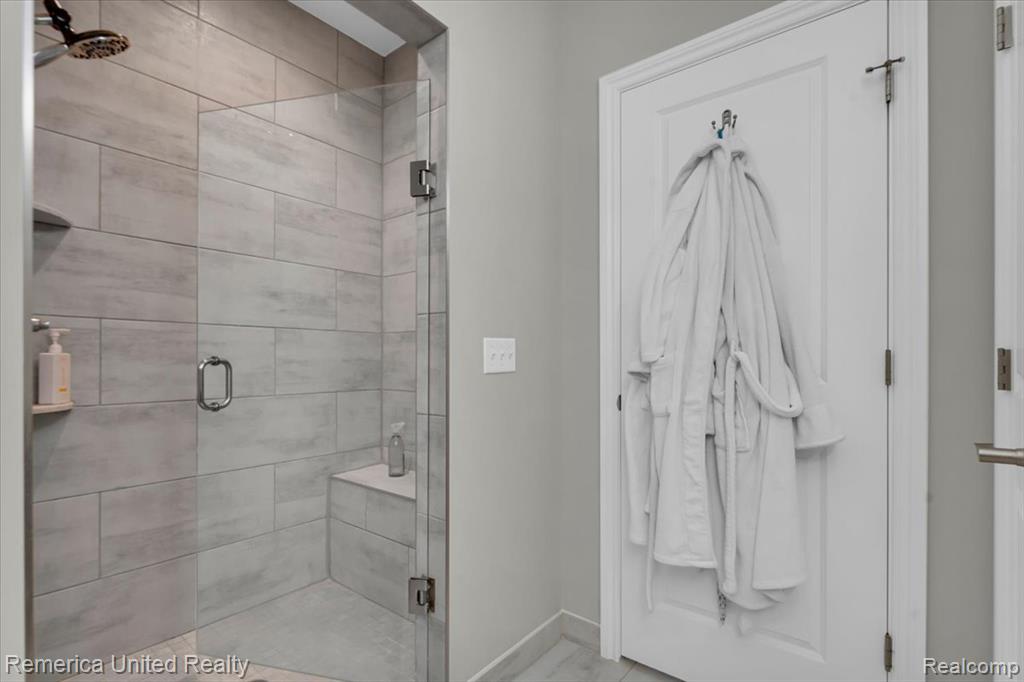 8057 Timber Trail, White Lake, MI — Photo 17