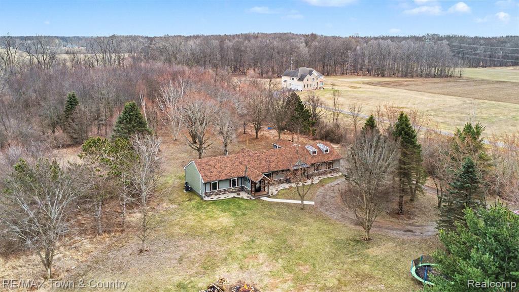 1282 N Van Vleet Road, Flushing, MI 48433 — Photo 38