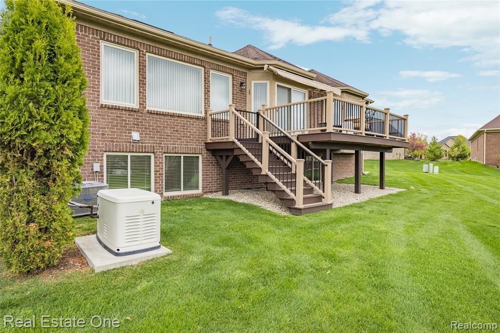 49031 Honey Tree Court Court, Northville, MI 48168 — Photo 49
