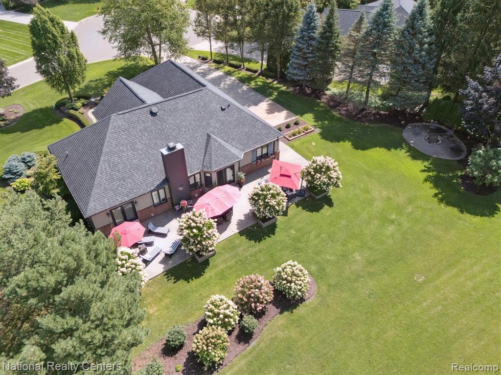 730 Berwick Court, Highland, MI — Photo 69