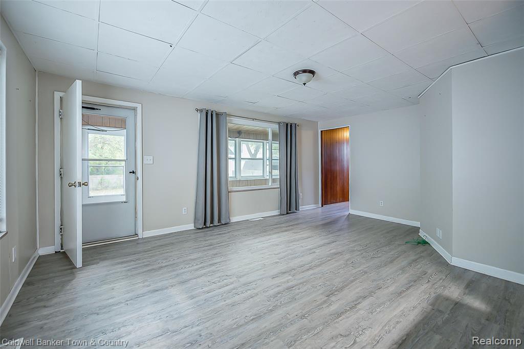 7565 Ore Lake Road, Brighton, MI 48116 — Photo 10