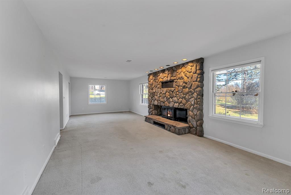 4265 Pine Tree Trail, Bloomfield Hills, MI 48302 — Photo 32