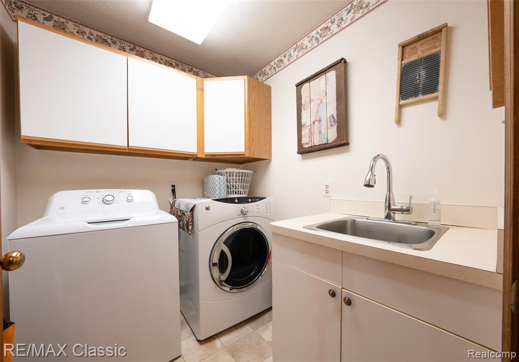 43421 Cottisford Street, Novi, MI 48167 — Photo 43