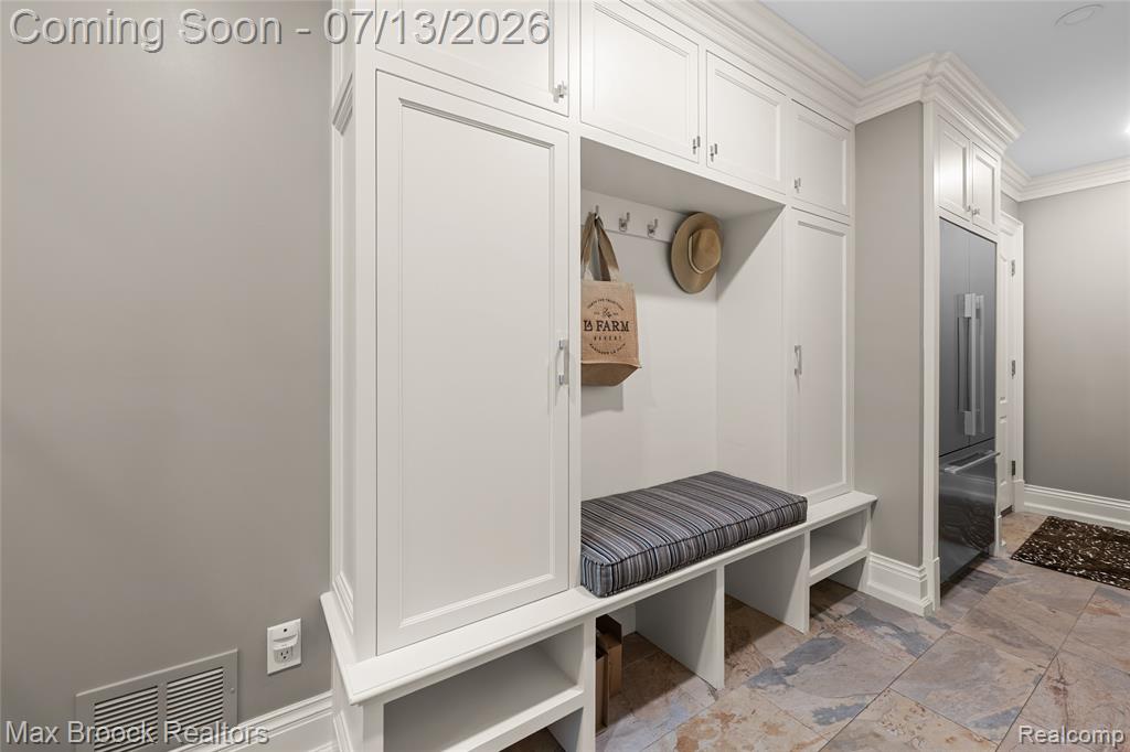 1465 Quarton Ridge Circle, Bloomfield Hills, MI 48301 — Photo 18