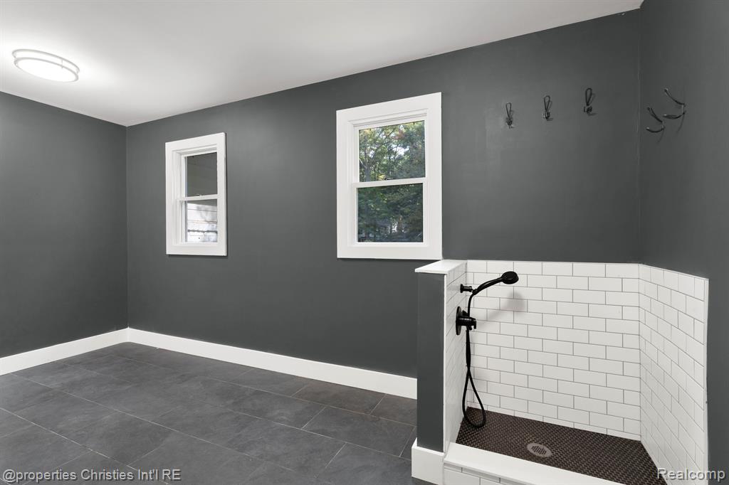 5080 Tootmoor Road, Bloomfield Hills, MI 48302 — Photo 22