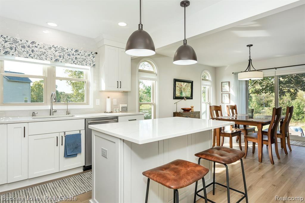 2038 CUMBERLAND Drive, Brighton, MI 48114 — Photo 3