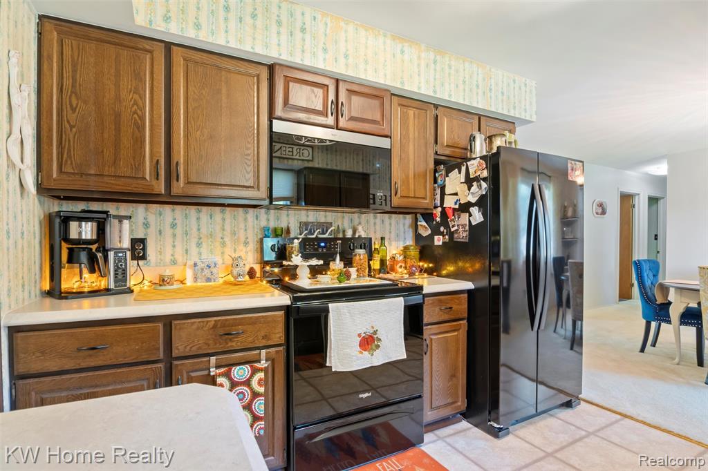 5334 Dunster Road, Grand Blanc, MI 48439 — Photo 17