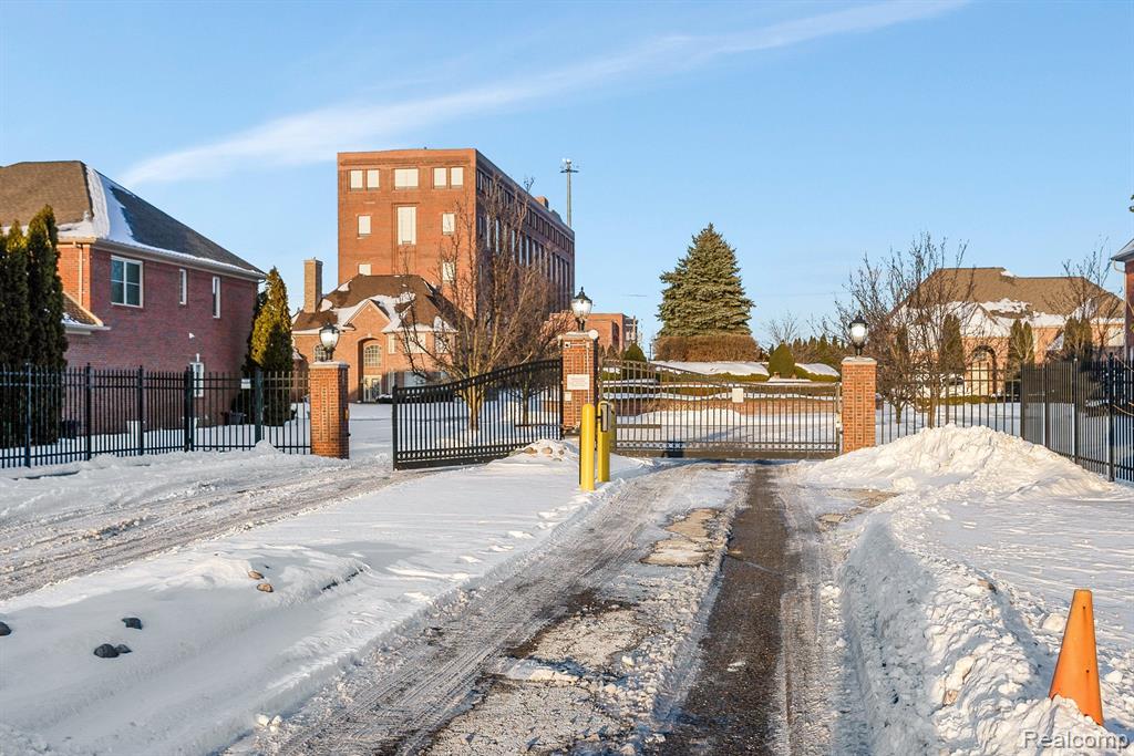 122 Sand Bar Lane, Detroit, MI 48214 — Photo 72