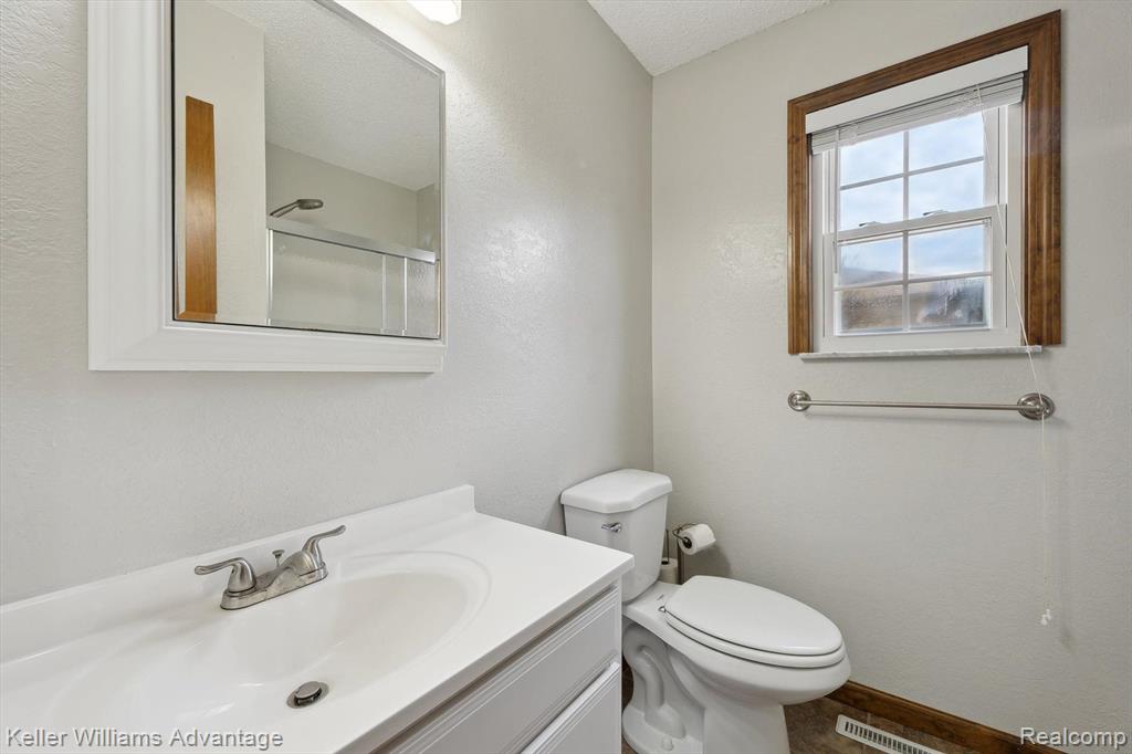 6521 Grand Circle Drive, Brighton, MI 48116 — Photo 21