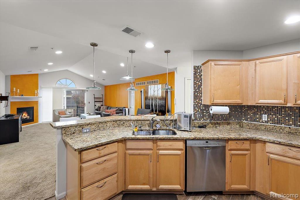14204 ADRI Circle, Walled Lake, MI 48390 — Photo 6