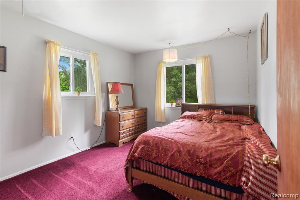 4327 Lancashire, Milford, MI 48380 — Photo 11