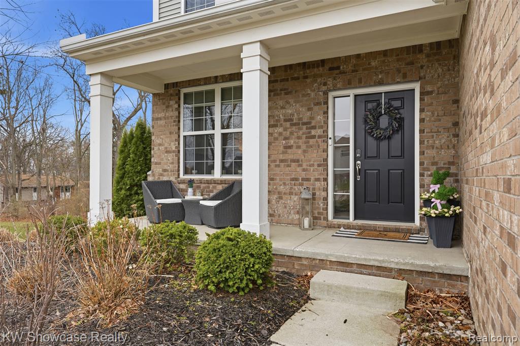 30253 MACINTOSH Lane, New Hudson, MI 48165 — Photo 3