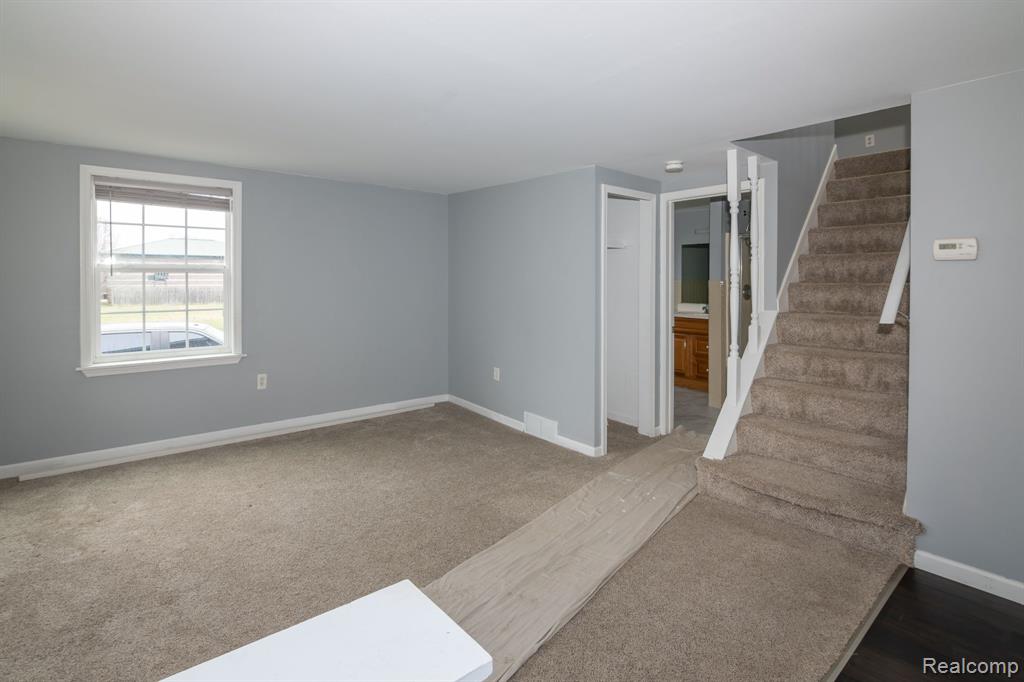 4941 S HILL Road, Milford, MI 48381 — Photo 7