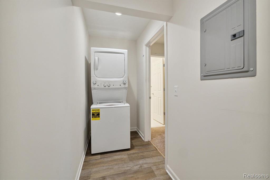 30535 W 14 MILE Road S, 16, Farmington Hills, MI 48334 — Photo 7