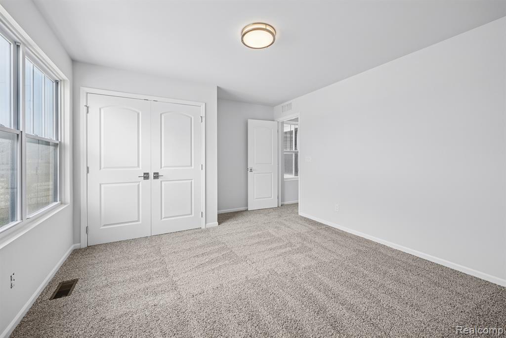 1302 Salt Springs Drive, Saline, MI 48176 — Photo 17