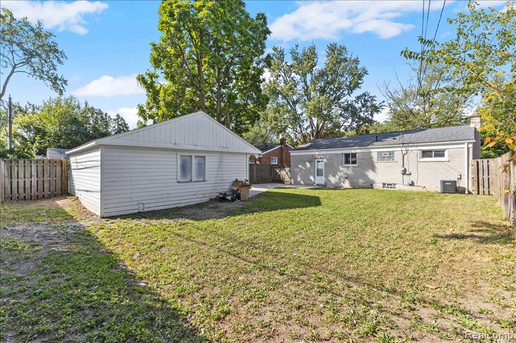 9022 Lucerne, Redford, MI 48239 — Photo 28