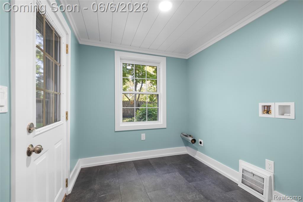 406 E Sherman Street, Holly, MI 48442 — Photo 18