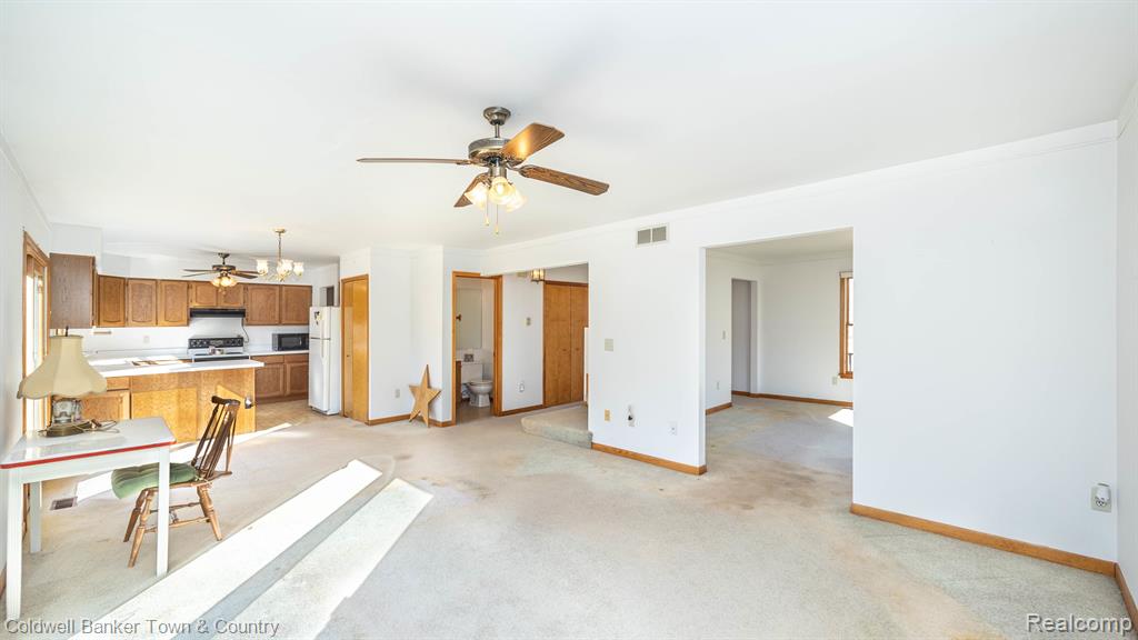 5427 OAK GROVE Road, Howell, MI 48855 — Photo 12