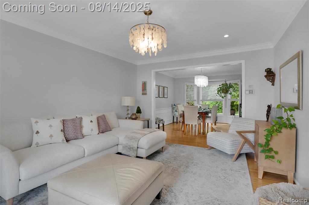 399 Silvervale Drive, Rochester Hills, MI 48309 — Photo 16