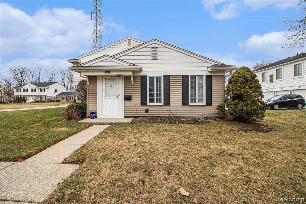 38147 SHERWOOD Street, Westland, MI — Photo 3