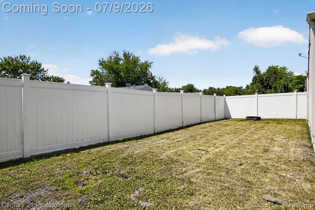 648 Newport Road, Carleton, MI 48117 — Photo 33