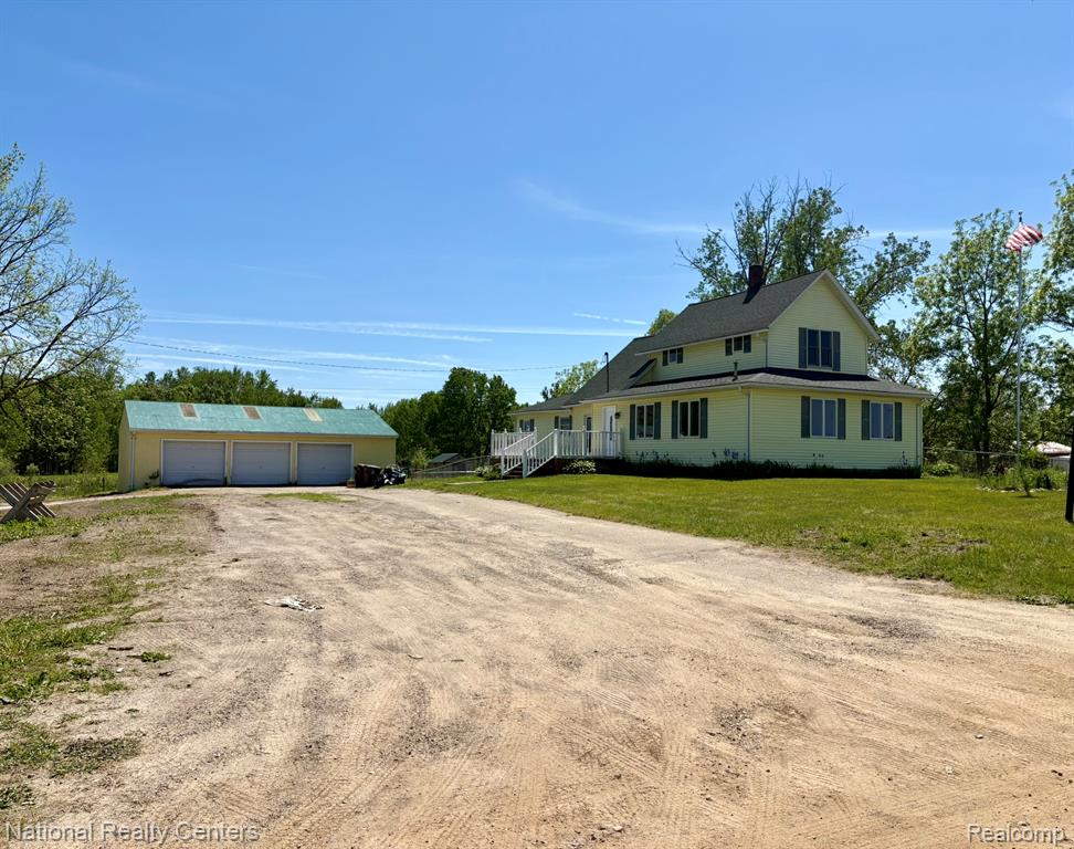 10667 Sober Road, Webberville, MI 48892 — Photo 2