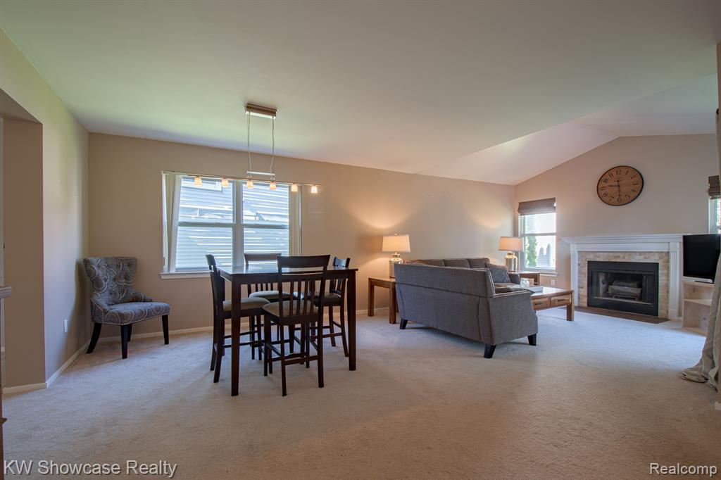 1420 POND VIEW, Wixom, MI 48393 — Photo 41