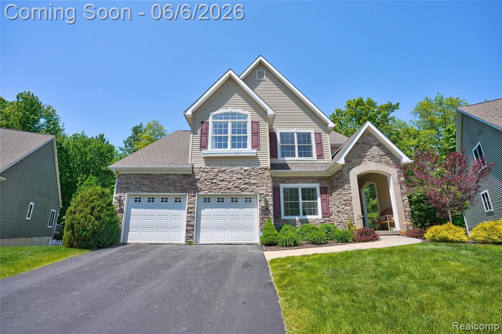 10242 Beacon Court, Grand Blanc, MI 48439 — Photo 8