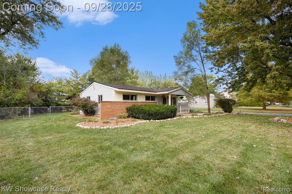 6319 Eastlawn Avenue, Clarkston, MI — Photo 32