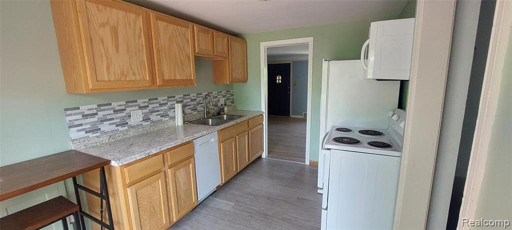 9473 Whitall Lane, Grosse Ile, MI 48138 — Photo 7