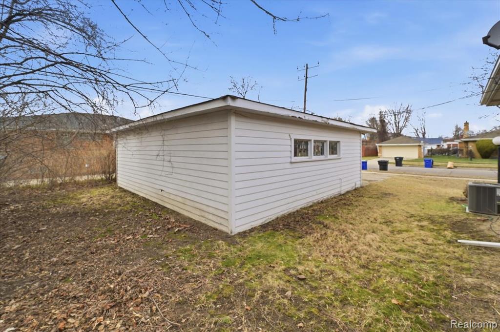 19947 Woodbine Street, Detroit, MI 48219 — Photo 21