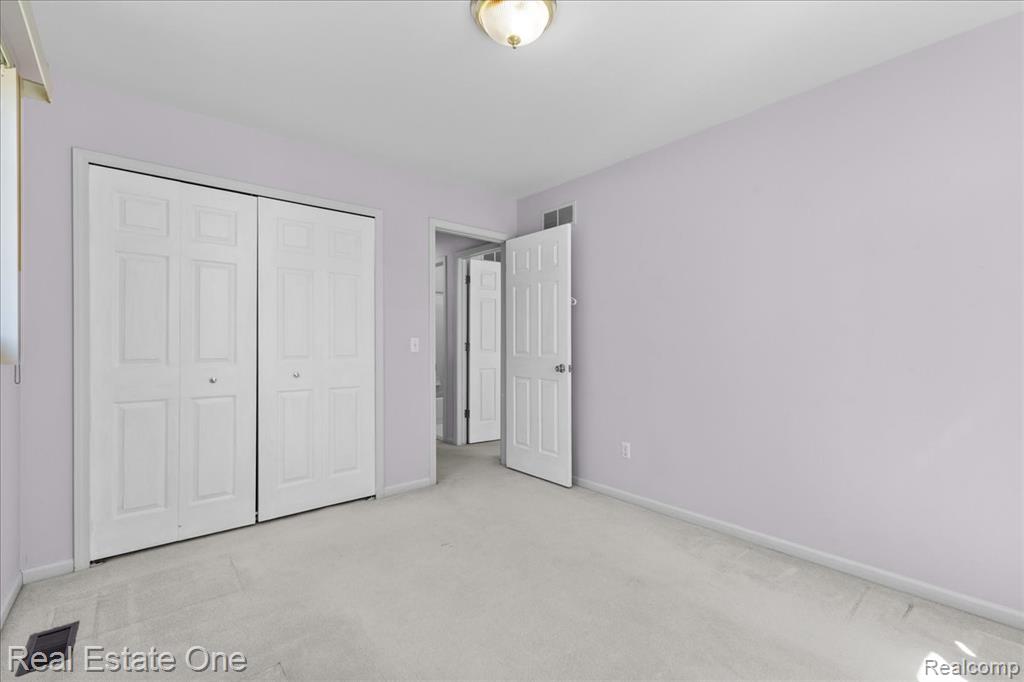 113 Algansee Drive, Troy, MI 48083 — Photo 19