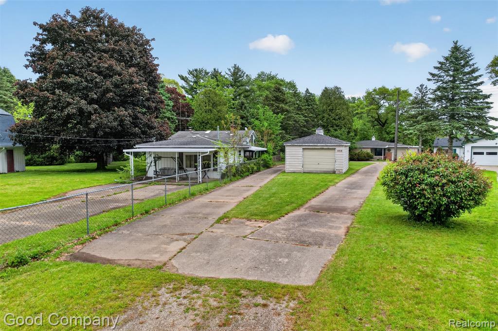 953 Lake Drive, Oxford, MI 48371 — Photo 6