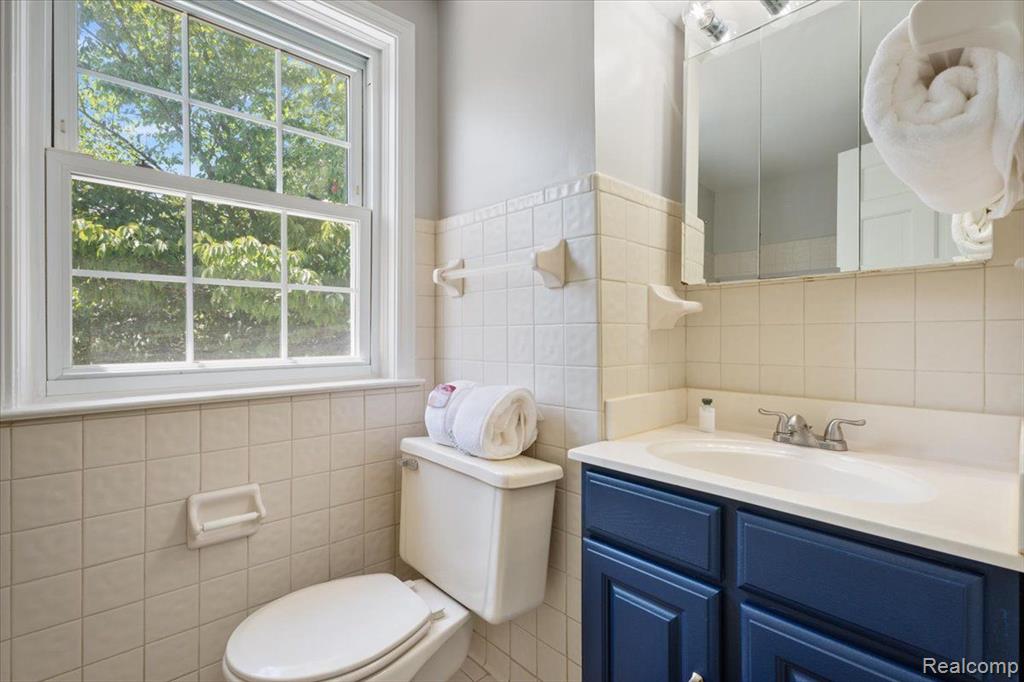79 WENONAH Drive, Pontiac, MI 48341 — Photo 36