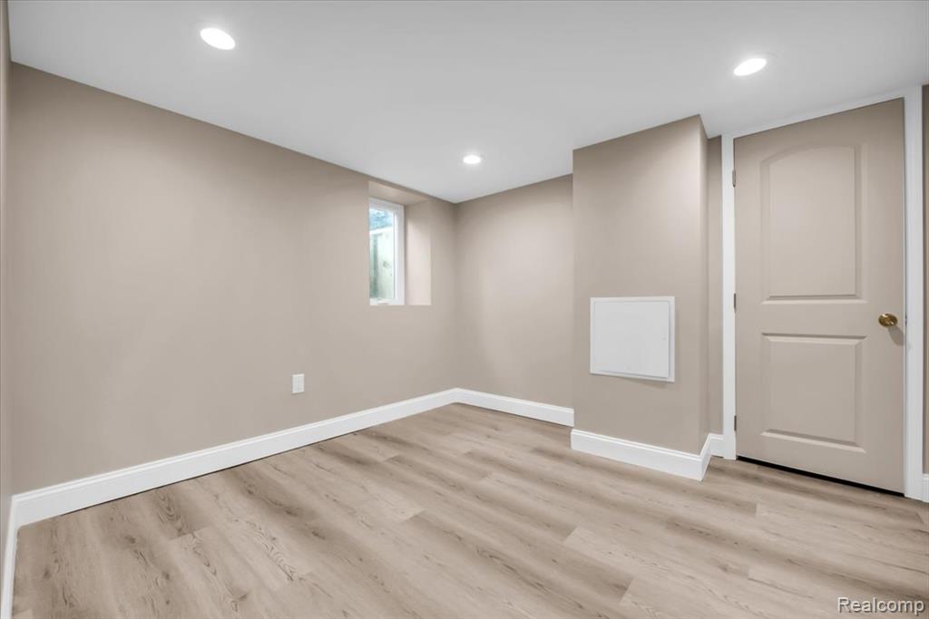 18910 Coyle Street, Detroit, MI 48235 — Photo 13