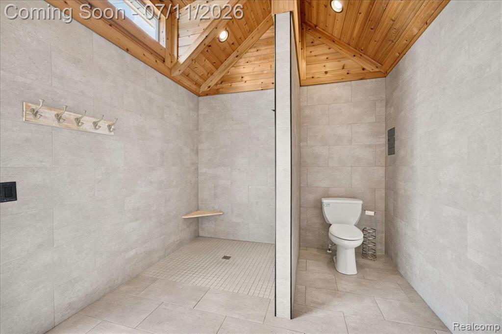 23750 E River Road, Grosse Ile, MI 48138 — Photo 41