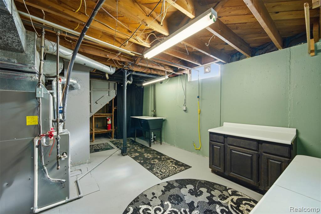 23008 Allor Street, Saint Clair Shores, MI 48082 — Photo 52