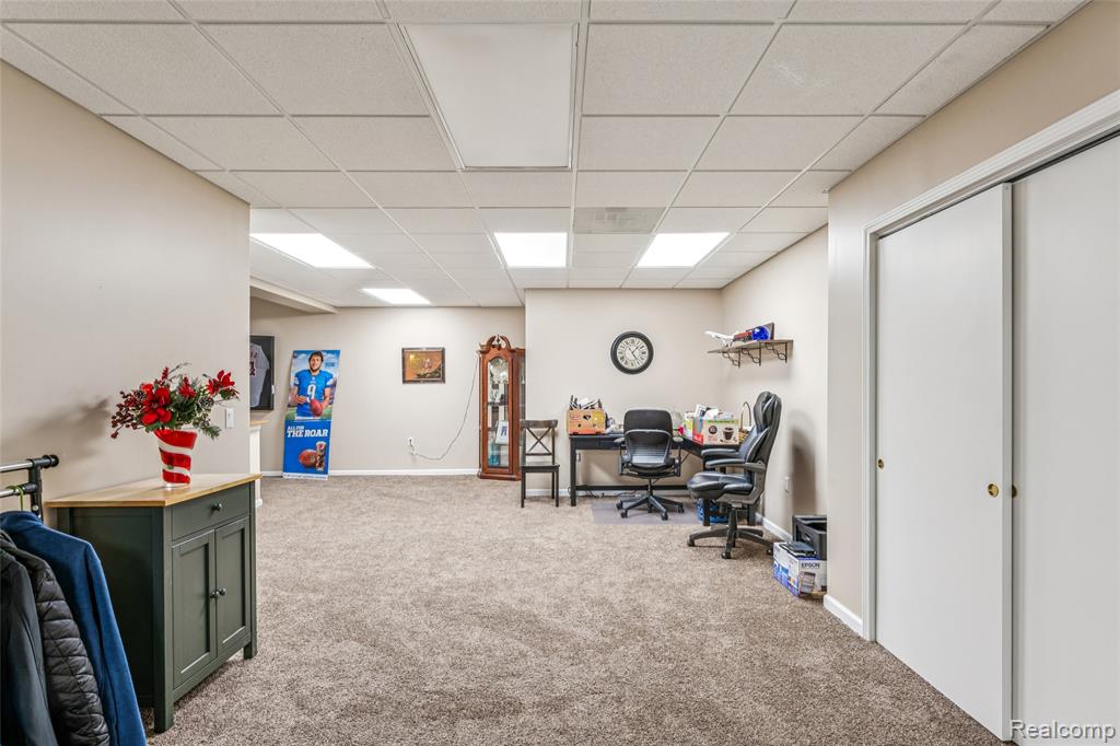 5812 Pine Breeze Drive, Clarkston, MI — Photo 29