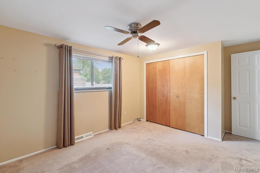 6169 Barker Circle, Waterford, MI 48329 — Photo 22