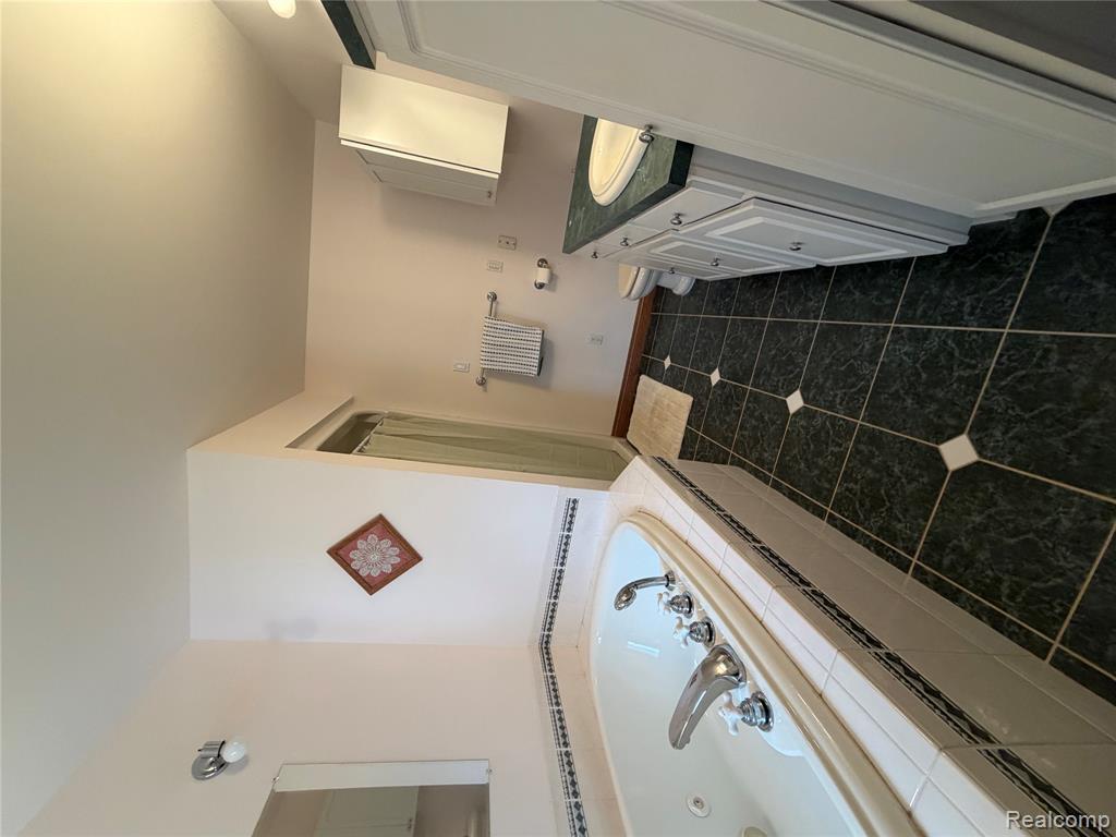 701 Harsen Road, Lapeer, MI 48446 — Photo 10