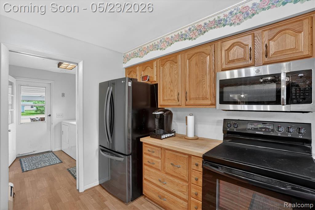 7358 Morrish Road, Swartz Creek, MI 48473 — Photo 13