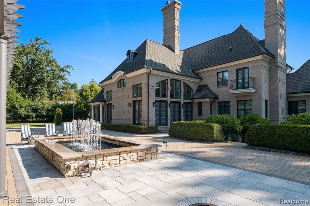 1343 Orchard Ridge Road, Bloomfield Hills, MI 48304 — Photo 45