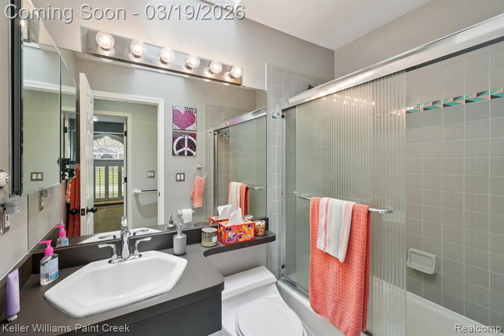 6530 Fredmoor Drive, Troy, MI 48098 — Photo 17