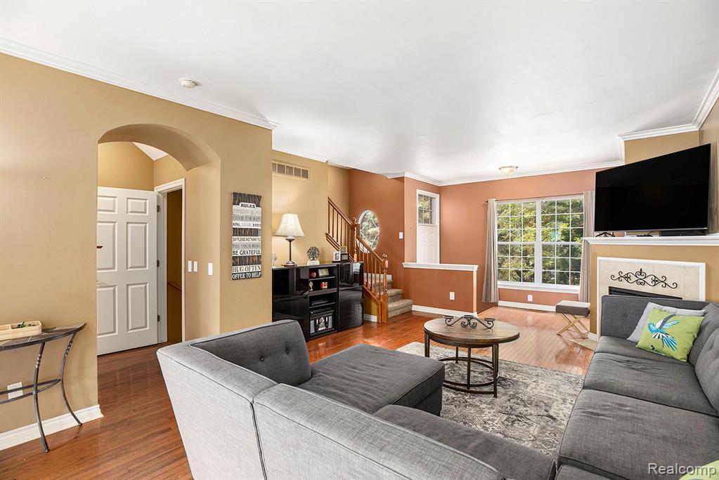 5975 Windemere Lane, Shelby Twp, MI 48316 — Photo 8